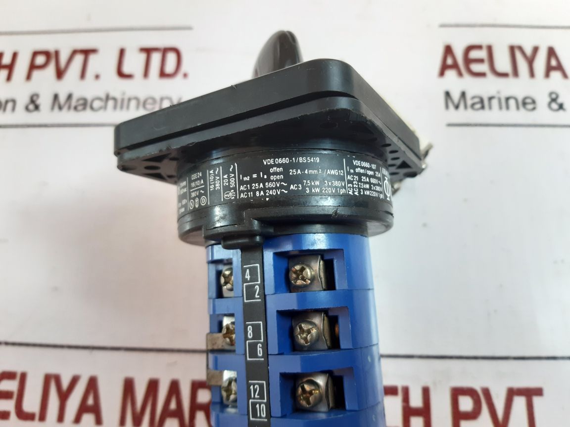 KRAUS & NAIMER C18 F-2541 POSITION ROTARY SWITCH 600VAC