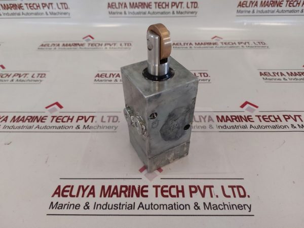 MAC GREGOR CRANES 388 6361-801/396663 CRANE VALVE
