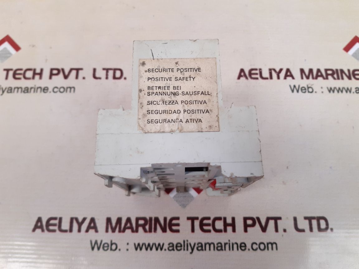 MERLIN GERIN TR9 380 V MODULE