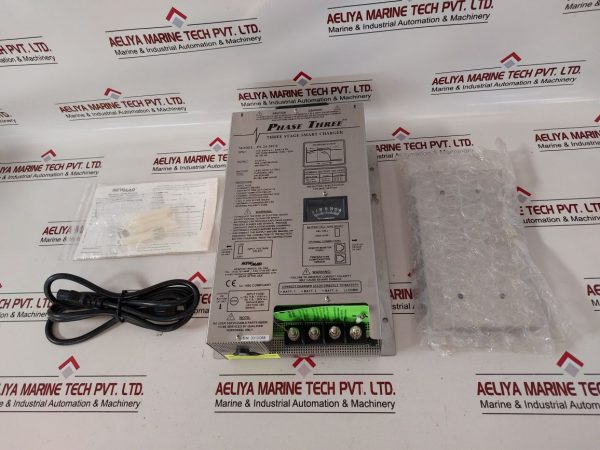 NEWMAR PHASE THREE PT-24-20CE THREE STAGE SMART CHARGER