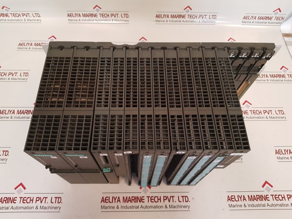 SIEMENS SIMATIC S7 6ES7400-1TA01-0AA0 RACK