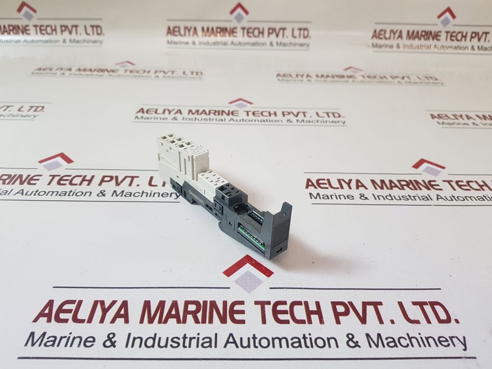 SIEMENS SIMATIC TM-P15C23-A0 TERMINAL MODULE 6ES7 193-4CD30-0AA0