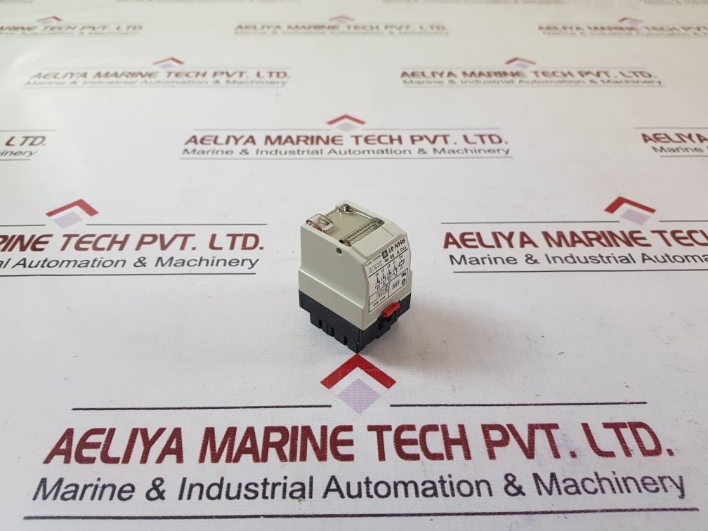 TELEMECANIQUE RHN 41 RELAY