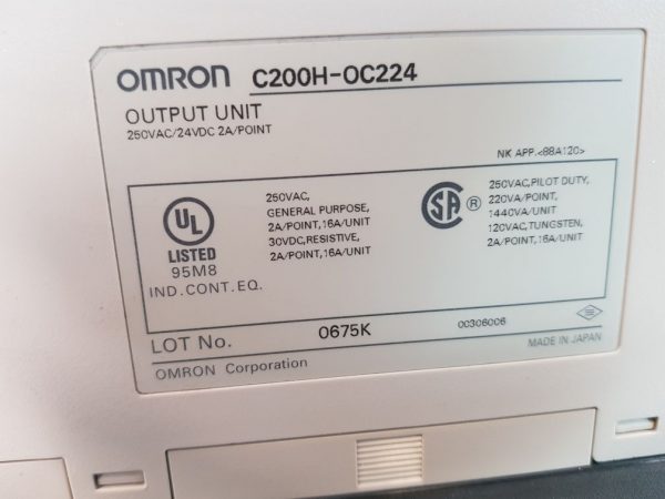 OMRON C200HW-PA204 /WIDE AC OC222 / OC224 PA204 RACK MODULE