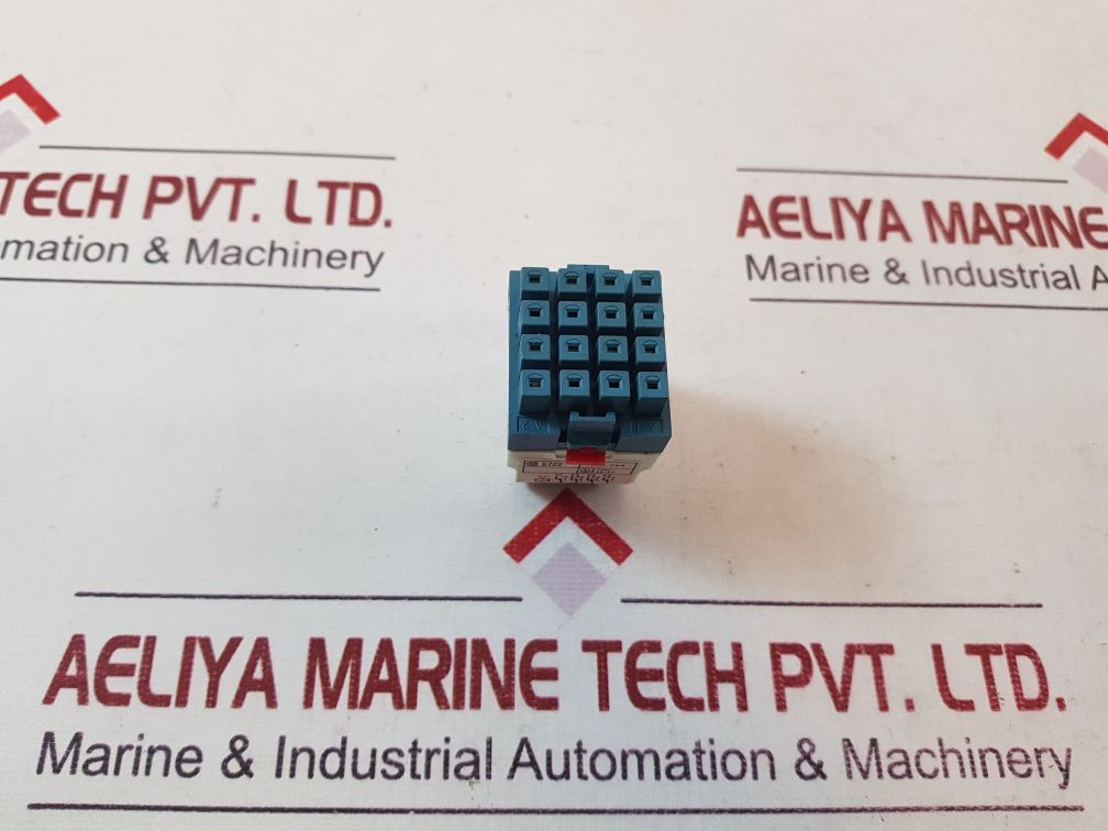 TELEMECANIQUE RHN 41 RELAY 2C545