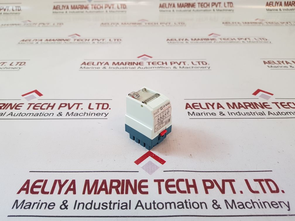 TELEMECANIQUE RHN 41 RELAY 2C545