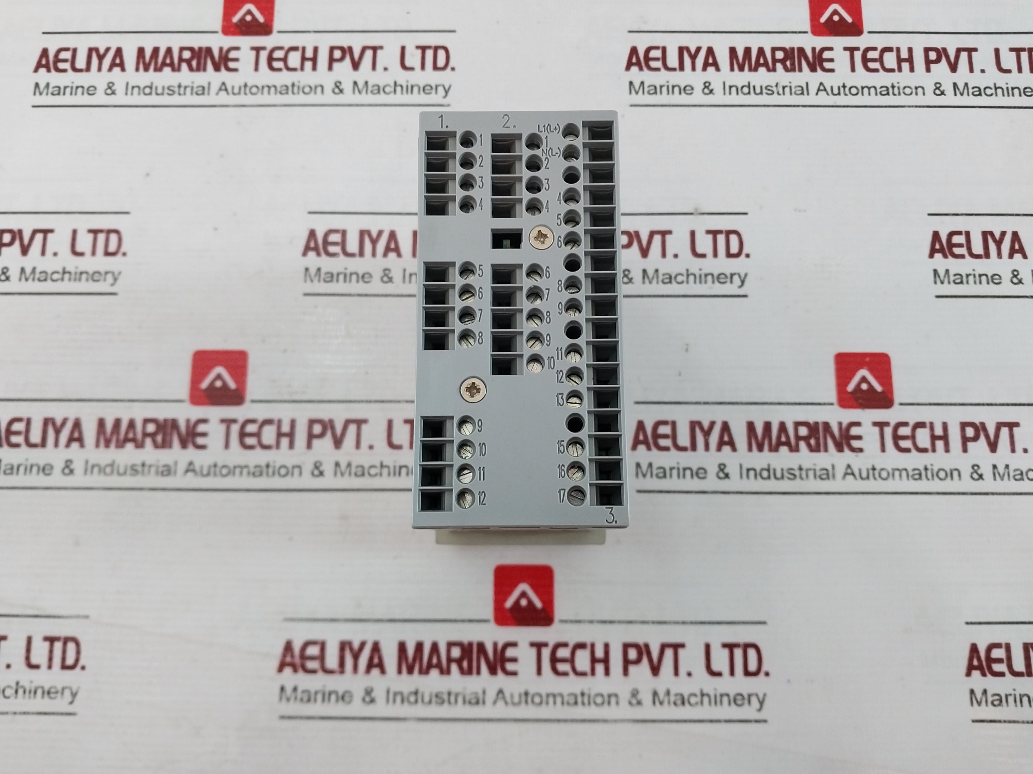 Jumo 703042/181-000-25/000 Temperature Controller - Image 4