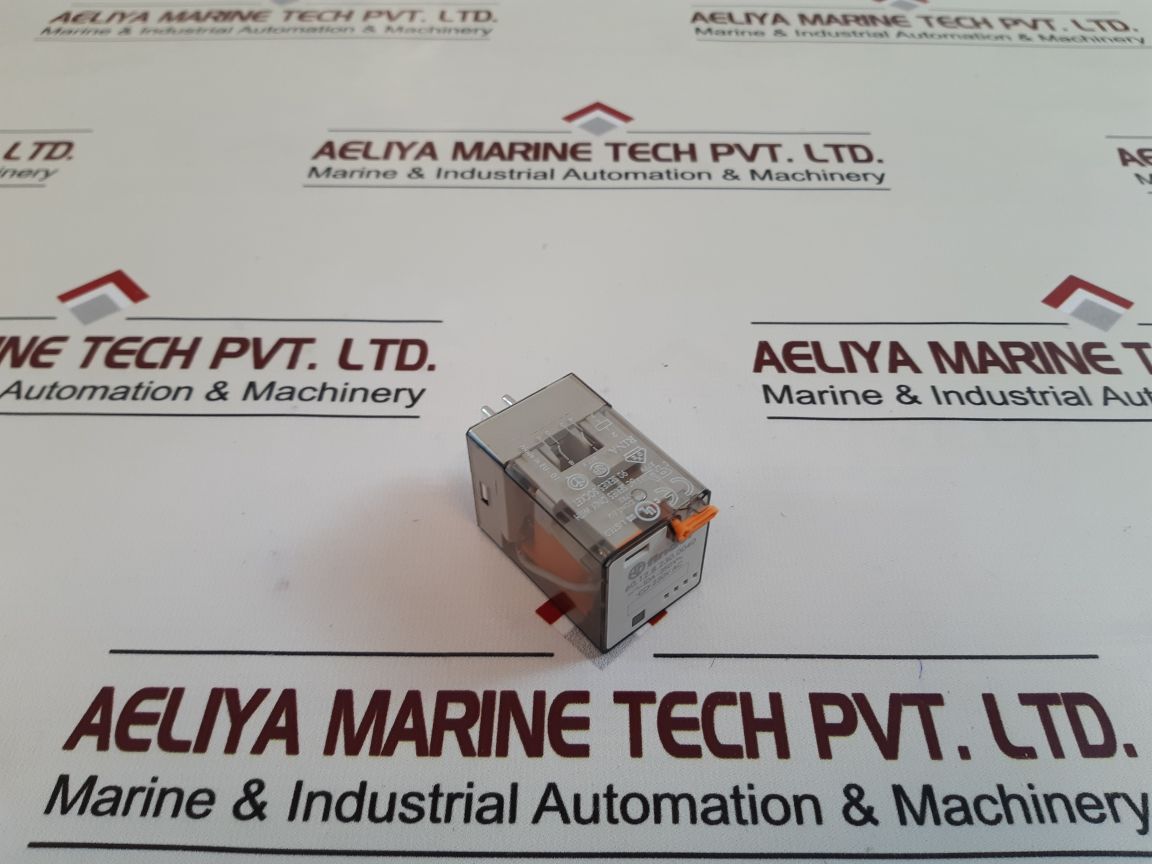 FINDER 60.12.8.230.0040 RELAY - Image 5