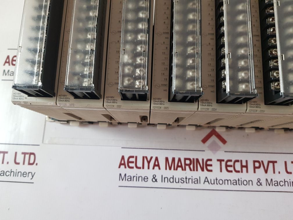 OMRON SYSMAC CS1G-CPU43H IA111 / ID211 RACK MODULE