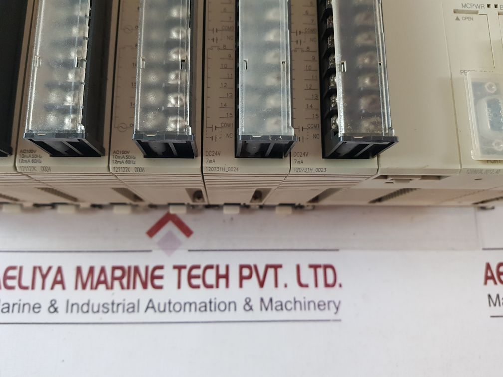 OMRON SYSMAC CS1G-CPU43H IA111 / ID211 RACK MODULE