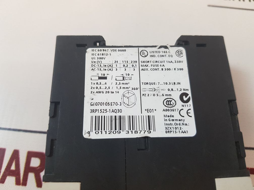 SIEMENS SIRIUS 3RP1525-1AQ30 TIME RELAY