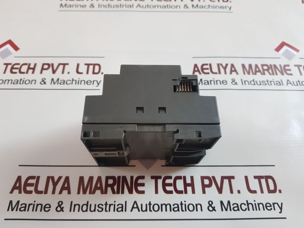 SIEMENS 6ED1 052-2MD00-0BA3 LOGO! 12/24RCO LOGIC MODULE