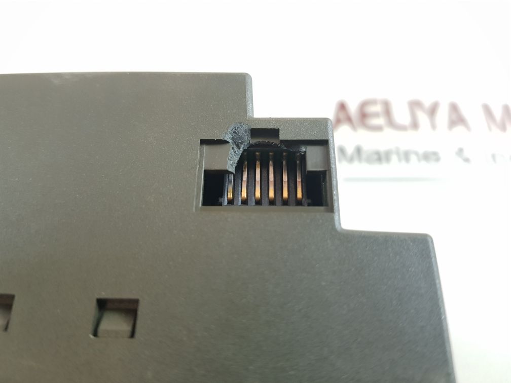 SIEMENS 6ED1 052-2MD00-0BA3 LOGO! 12/24RCO LOGIC MODULE