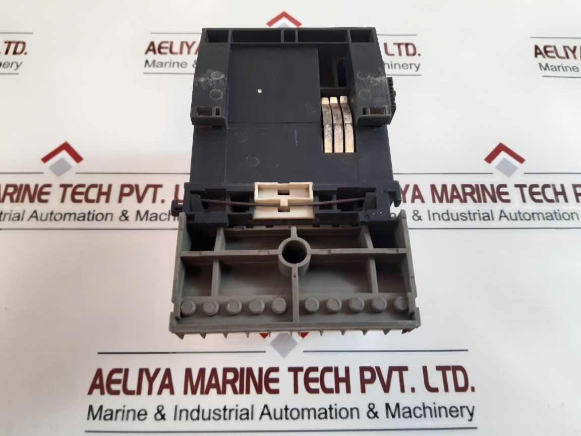 SIEMENS 6ES5 421-8MA12 INPUT MODULE