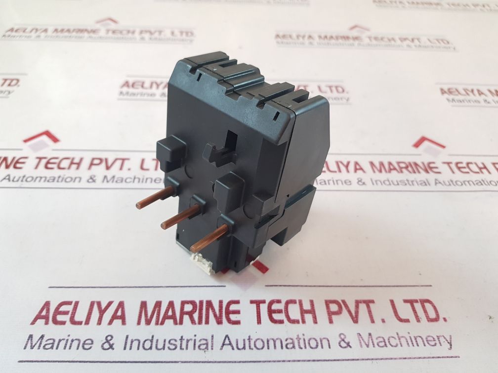 TELEMECANIQUE SCHNEIDER ELECTRIC LR2 D33 THERMAL OVERLOAD RELAY 600V - Image 5