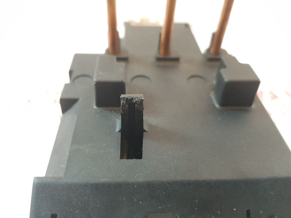 TELEMECANIQUE LR2 D3363 THERMAL OVERLOAD RELAY 10A - Image 10