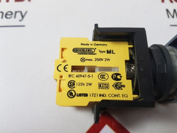 SCHLEGEL IEC 60947-5-1 CONTACT WITH GREEN PUSH BUTTON