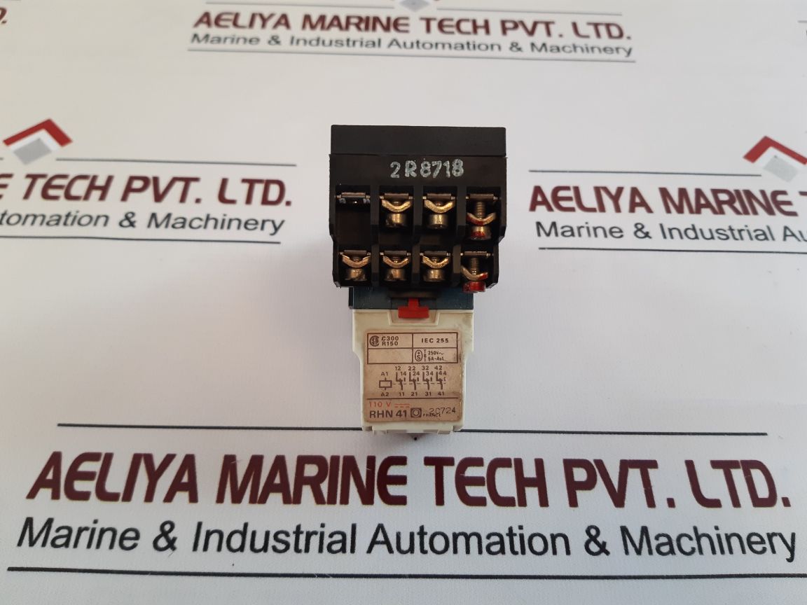 TELEMECANIQUE RHN 41 RELAY 250V