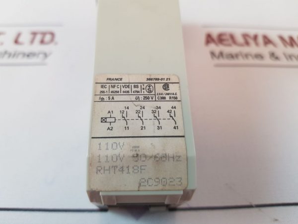 TELEMECANIQUE RHT 418F TIME DELAY RELAY WITH BASE 5A