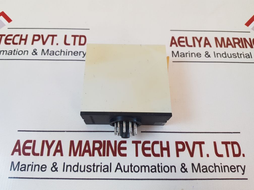 ELECTROMATIC SA 105 724 DELAY ON OPERATE RELAY 24VDC