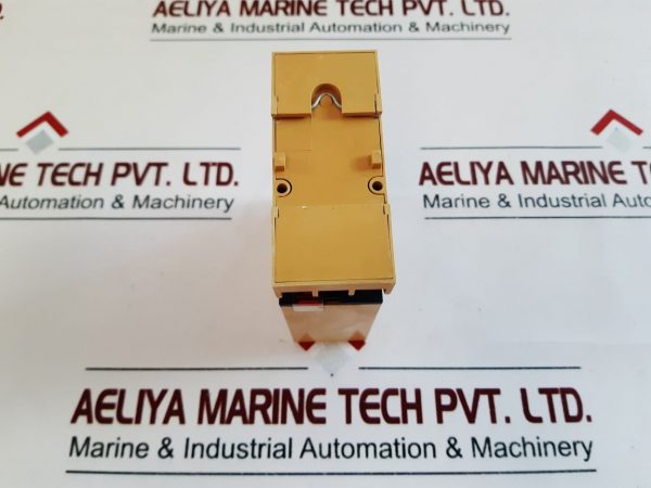 ELECTROMATIC SA 205 230 DELAY ON OPERATE RELAY WITH BASE 230V