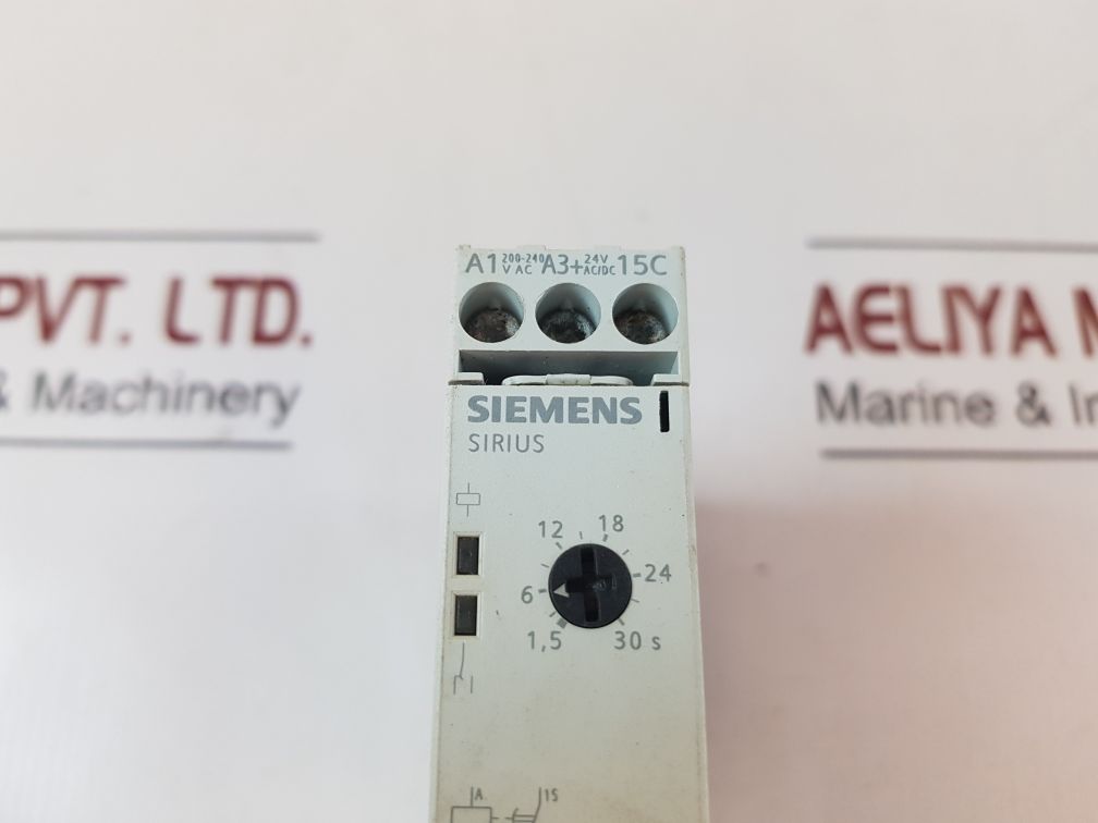 SIEMENS SIRIUS 3RP1512-1AP30 TIME RELAY