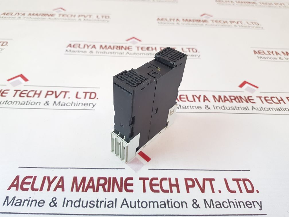 SIEMENS SIRIUS 3RP1512-1AP30 TIME RELAY