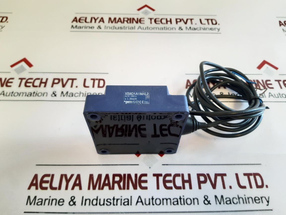 TELEMECANIQUE SCHNEIDER ELECTRIC SQUARE D XS8D1A1MAL2 PROXIMITY SENSOR
