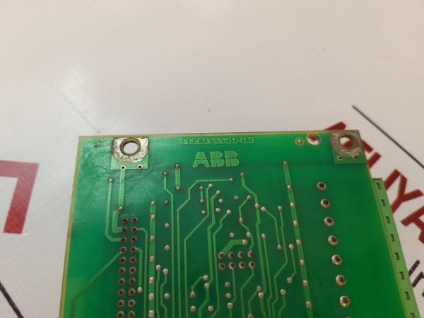 ABB 3BSE004086R1 CONNECTOR BOARD SDCS-IOB-3