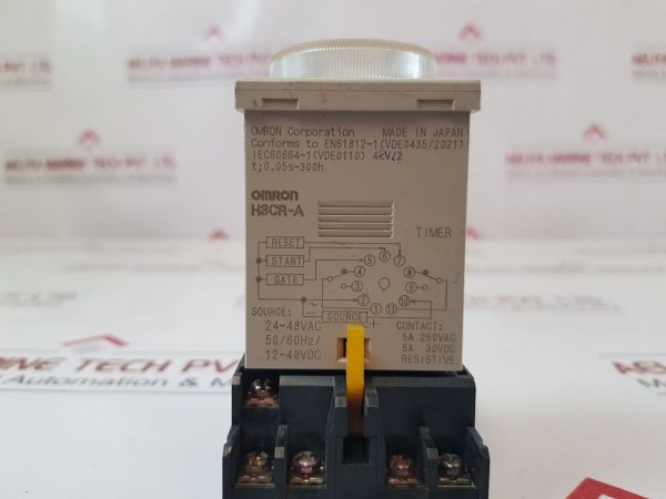 OMRON H3CR-A TIMER WITH BASE 0-30 SEC