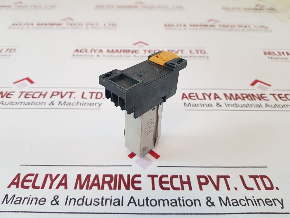 OMRON H3Y-4 TIMER 0 TO 5 SEC