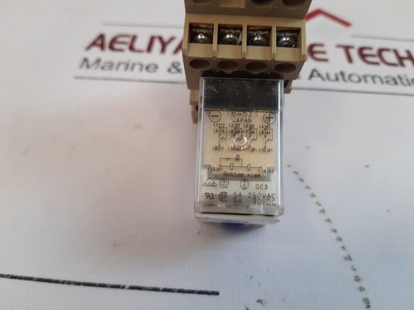 Omron My4in Safety Relay With Base