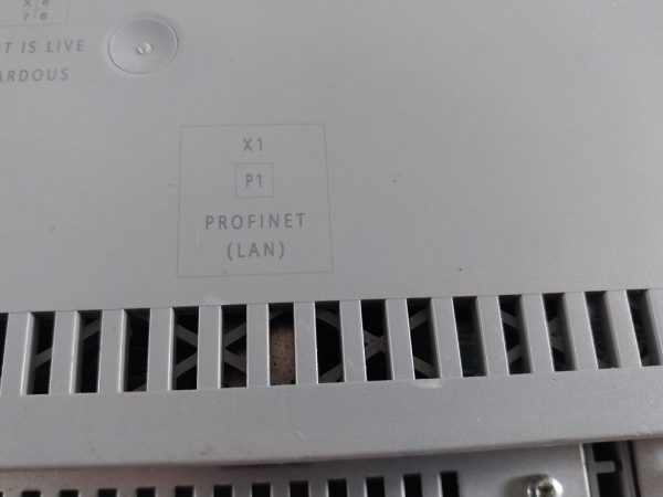 SIEMENS KTP600 BASIC COLOR TOUCH PANEL 6AV6 647-0AD11-3AX0