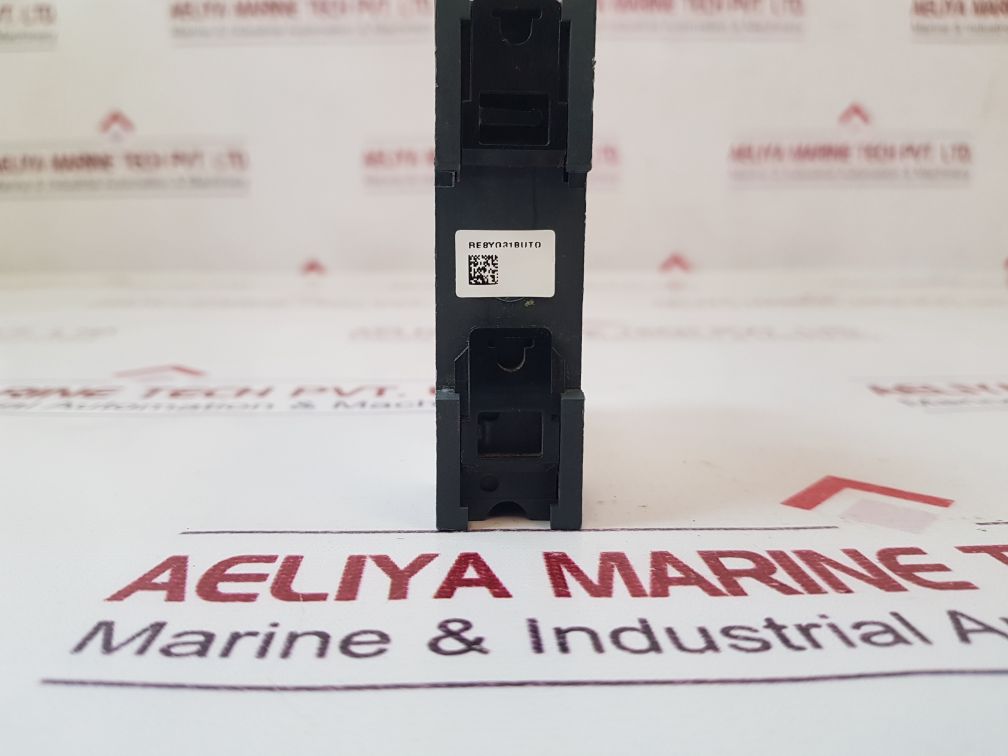 Schneider Electric Telemecanique Re8yg31bu Timing Relay