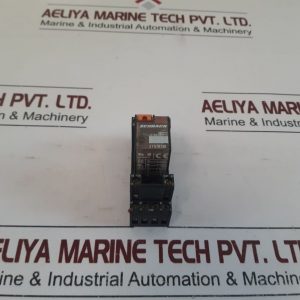 Schrack Zt570730 Relay With Socket 230v