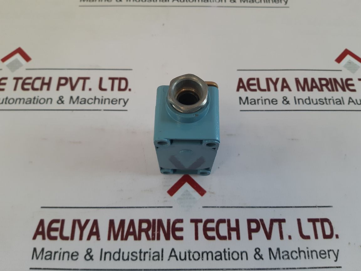 Telemecanique Xc2-jc Limit Switch