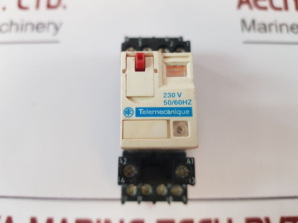 Telemecanique Schneider Rxm4ab1p7 Relay With Base - Image 6