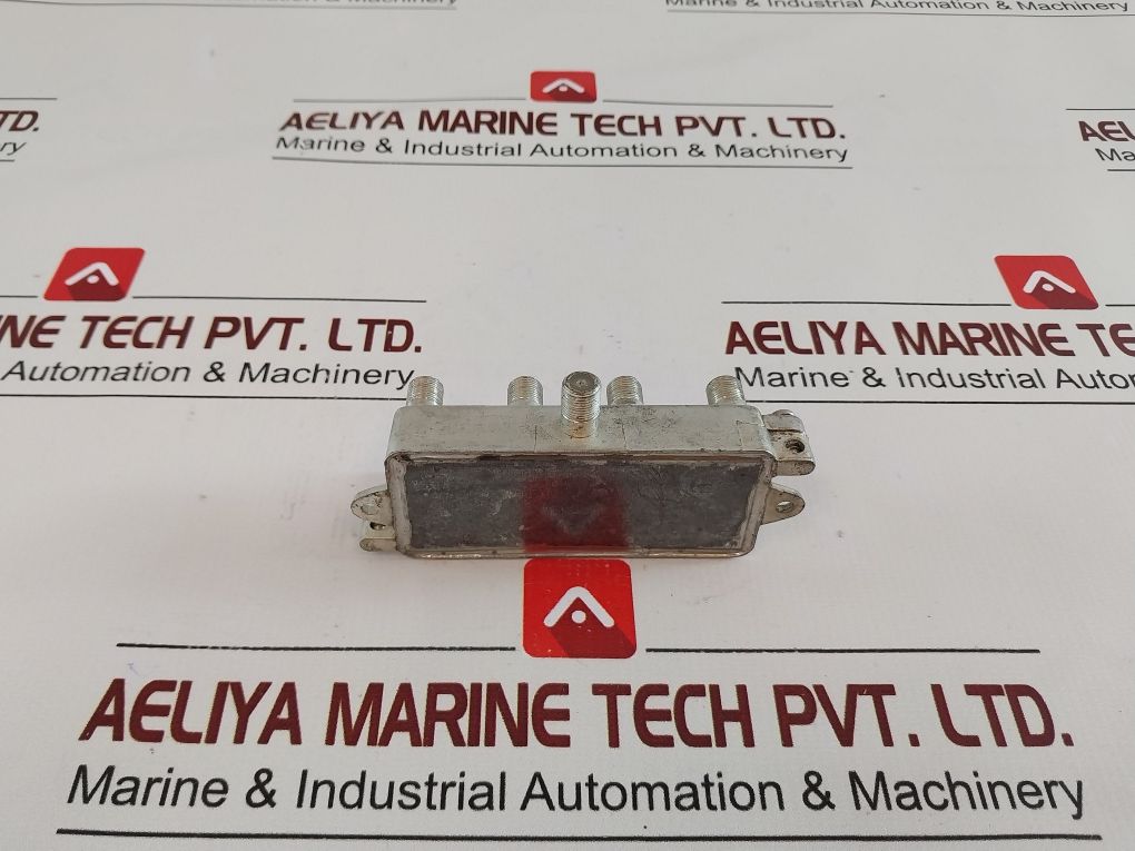 VIEWSONICS VS8WDS 8-WAY DIGITAL PLUS SPLITTER