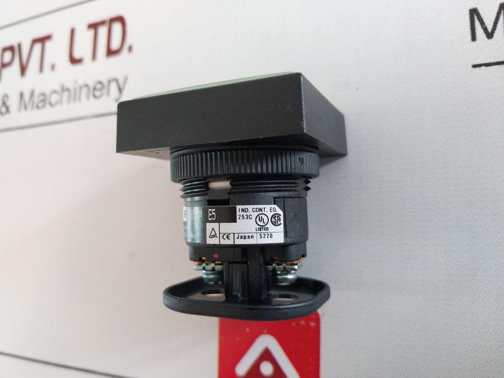 Fuji Electric Dr30m4m-e5g Pilot Light - Image 9