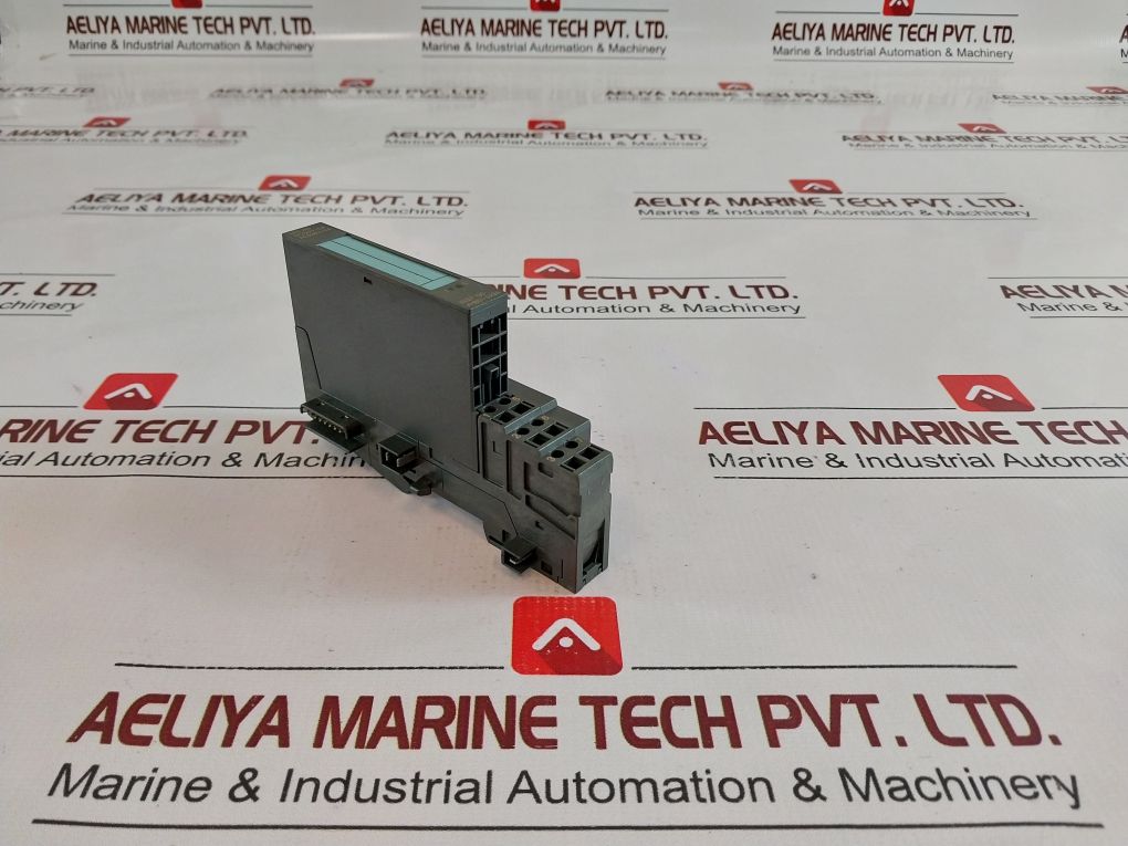 Siemens Simatic S7 6es7 132-4hb01-0ab0 Digital Output Module - Image 3