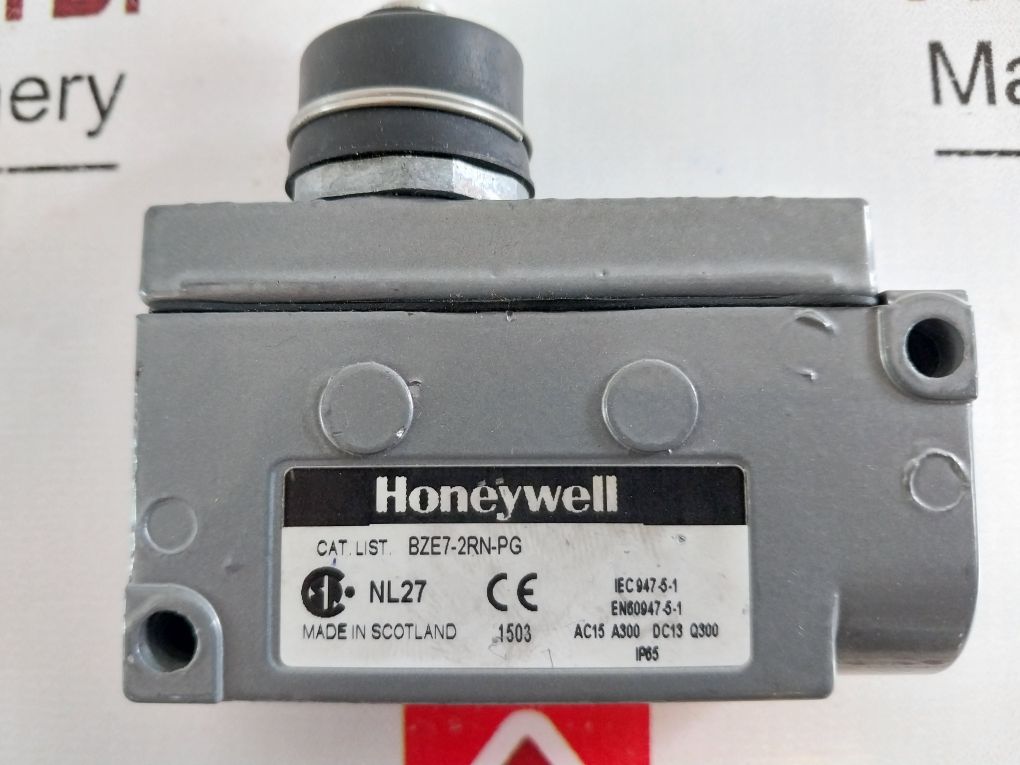 Honeywell Bze7-2rn-pg Limit Switch - Image 6