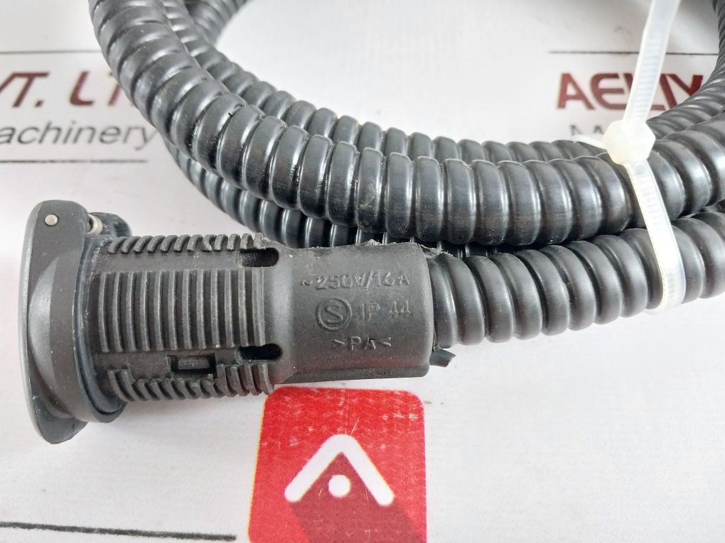 Ladix Su 104 Ip 44 - Image 6