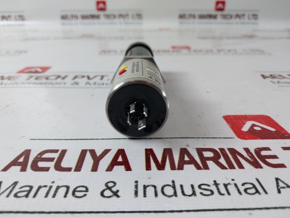 Alpha Moisture Systems Model Amt Dewpoint Transmitter Aeliya Marine