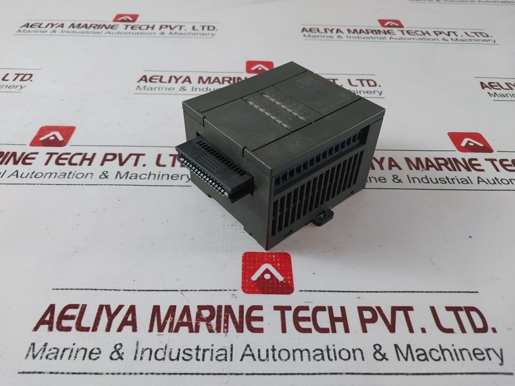 Siemens 6es7 223-1ph00-0xa0 I/o Module - Image 3