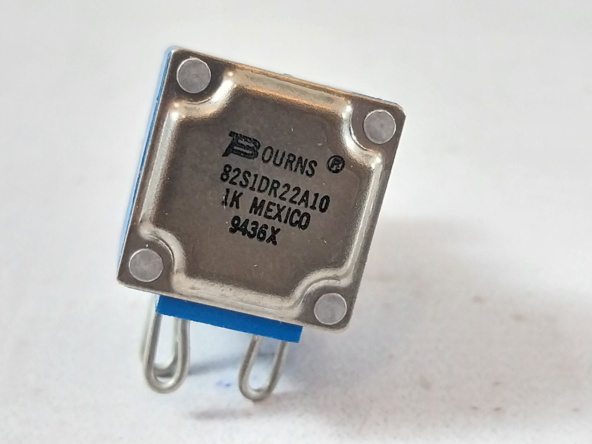 Bourns 82s1dr22a10 Potentiometer - Image 9