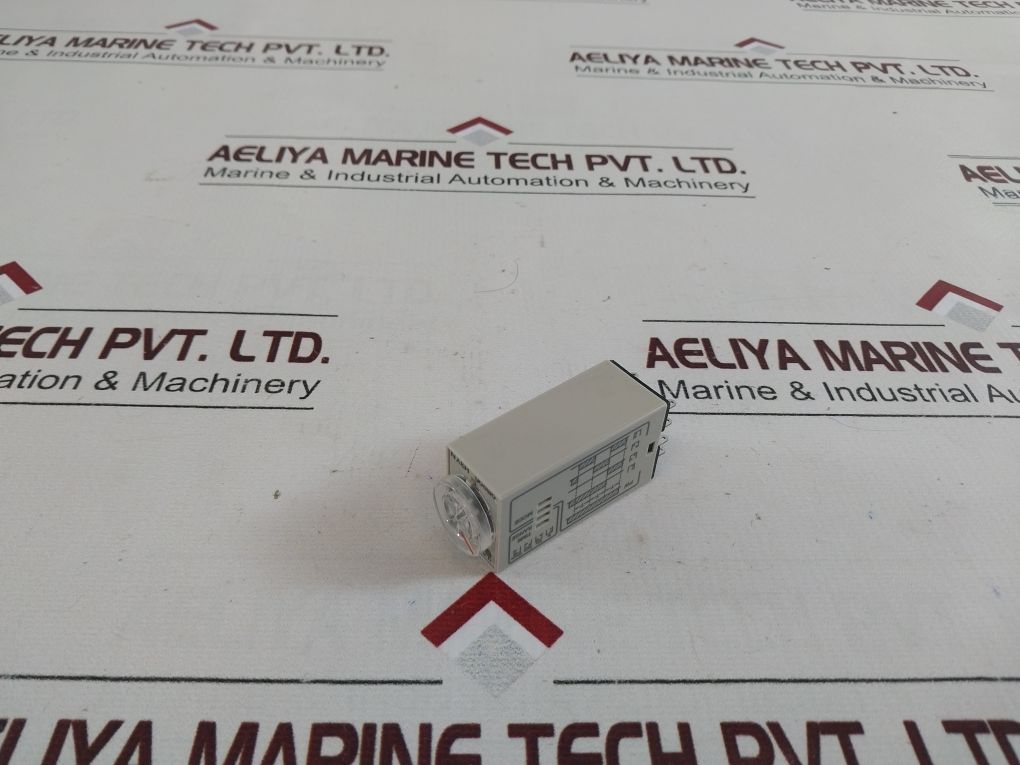 Omron H3yn-4 Timer 0.1s-10min - Image 6