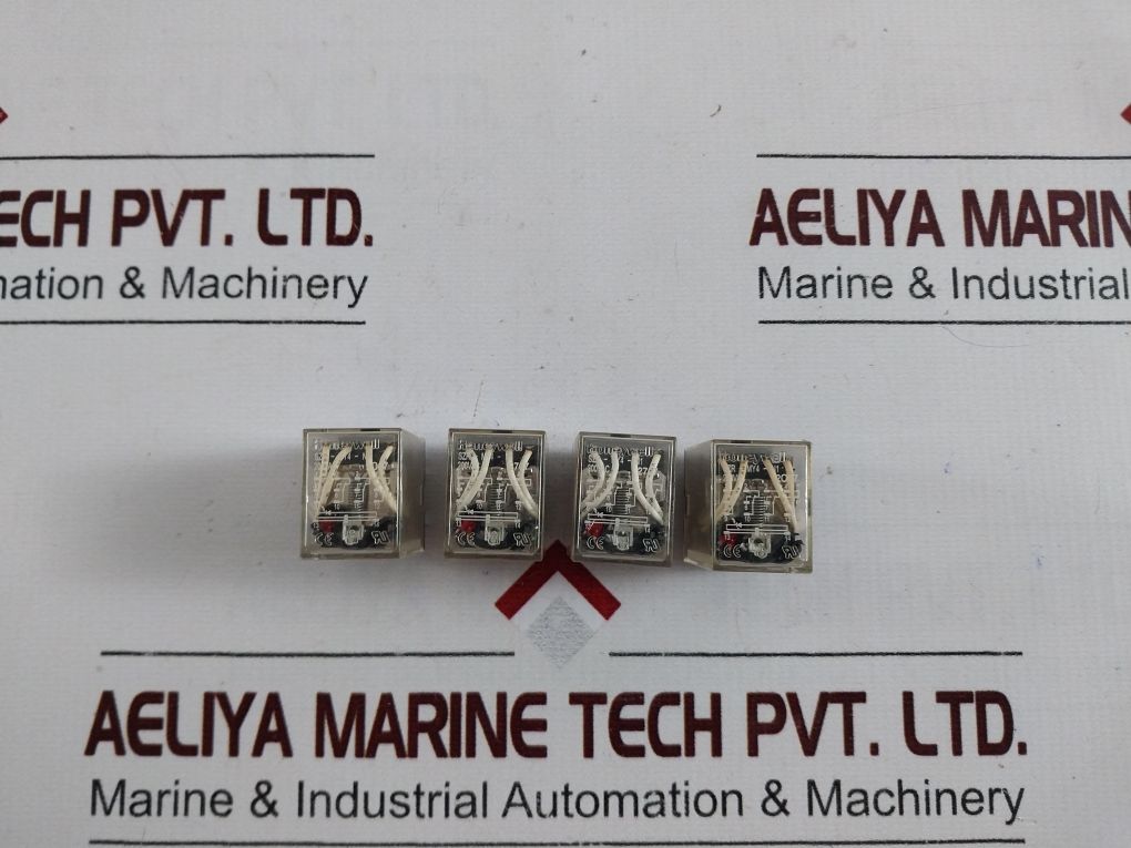 Honeywell Szr-my4-n1 Relay 200vac