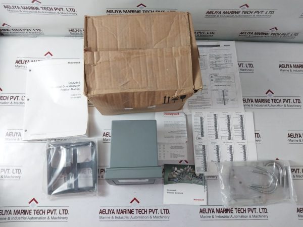 HONEYWELL UDA2182-PH1-NN2-NN-N-PE00-EE DUAL INPUT ANALYTICAL ANALYZER