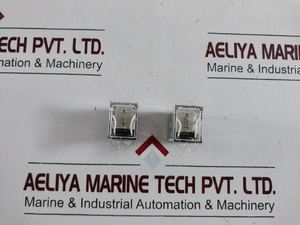 Omron My2f-d-g Relay 24vdc - Image 3