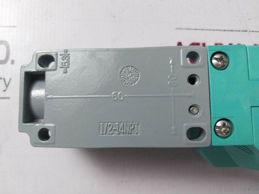 Pepperl+fuchs Nj40+ Inductive Sensor 10-60vdc - Image 11